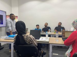 القاهرة… الإعلام المجتمعي يُمكّن صحفيين نازحين من أدوات الذكاء الاصطناعي لدعم الرواية الفلسطينية في الفضاء الرقمي