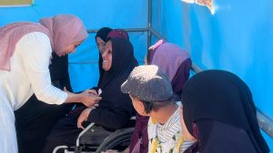 يُذكر أن مركز التنمية والإعلام المجتمعي (CDMC) هو مؤسسة إعلامية وتنموية فلسطينية تعمل منذ أكثر من عقدين على توظيف الإعلام كأداة للتغيير الاجتماعي، والدفاع عن حقوق الإنسان، وتعزيز قيم المواطنة والعدالة والحرية، من خلال تمكين مختلف الفئات المجتمعية من أدوات التعبير الرقمي الفعّال، لا سيما في البيئات المتأثرة بالنزاعات والحروب.