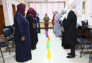 أوصى مركز التنمية والإعلام المجتمعي (CDMC)، بتقديم مساعدات طارئة للصحفيين في قطاع غزة وتوفير الحماية لهم وتقديم القادة الإسرائيليين للعدالة لاستهدافهم الصحفيين، جاء ذلك في ورقة عمل قدمها المركز في مؤتمر “حرية التعبير المنعقد في برشلونة- منتدى عدم الصمت”.