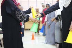 أوصى مركز التنمية والإعلام المجتمعي (CDMC)، بتقديم مساعدات طارئة للصحفيين في قطاع غزة وتوفير الحماية لهم وتقديم القادة الإسرائيليين للعدالة لاستهدافهم الصحفيين، جاء ذلك في ورقة عمل قدمها المركز في مؤتمر “حرية التعبير المنعقد في برشلونة- منتدى عدم الصمت”.