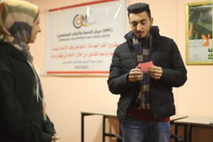 الإعلام المجتمعي يفتتح مشروع “نشر العدالة” بجلسات دعم نفسي للصحفيين في غزة