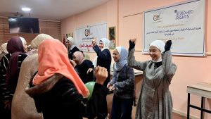 دعمًا لطاقم عمله الإعلام المجتمعي ينفذ جلسة دعم جماعي