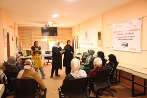 الإعلام المجتمعي ينفذ 40 جلسة دعم نفسي جماعي للصحفيات في قطاع غزة