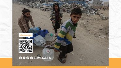 صورة أزمة توفير المياه تثقل كاهل المواطنين في قطاع غزة