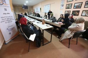 الإعلام المجتمعي ينظم جلسة حوارية حول دور المرأة في إعادة الإعمار في غزة