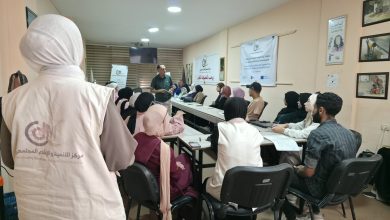 صورة مركز التنمية والإعلام المجتمعي يطلق أولى جلساته الحوارية لتعزيز الوعي المجتمعي في مواجهة التضليل الإعلامي