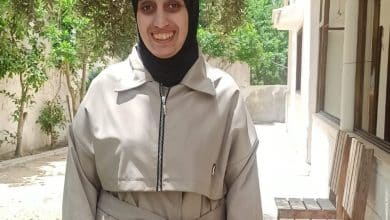 أ.إيمان الغولة.. الحرب سلبتها آلة برايل وإرادتها صنعت طريق الحلم