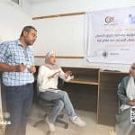 مركز التنمية والإعلام المجتمعي ينفّذ جلستين تدريبيتين لتطوير القصص الصحفية ضمن مشروع «تعزيز المساءلة الدولية»مركز التنمية والإعلام المجتمعي- غزة: نفّذ مركز التنمية والإعلام المجتمعي في مقره بمدينتي غزة ودير البلح جلستي تدريب" عصف ذهني" للصحفيات والصحفيين المشاركين ضمن مشروع «تعزيز المساءلة الدولية، وحماية حقوق الإنسان، وتعزيز الفضاء المدني في قطاع غزة»، لمناقشة وتطوير أفكار قصص صحفية مستمدة من الميدان، واختيار الموضوعات التي تلامس القضايا الإنسانية والحقوقية. وشكّلت الجلستان مساحتَي تفاعل لمراجعة الأفكار التي حملها المشاركون من تجاربهم وملاحظاتهم في الميدان، ومناقشة مدى ارتباطها بالسياق الحالي، وإمكانية تطويرها إلى قصص صحفية قادرة على الجمع بين التناول الإعلامي والجانب القانوني. #الحماية_حق #cdmcgaza وناقش المشاركون، بإشراف المستشار الإعلامي سامي أبو سالم، زوايا مختلفة للقصص المقترحة، وآليات تطويرها بما يضمن وضوح الفكرة، وقوة المعالجة، مراعاة المبادئ المهنية والحقوقية في جمع المعلومات ورواية القصص. وتأتي هاتان الجلستان، استكمالًا لجلسات توجيهية سابقة تلقاها المشاركون في مدينة غزة ودير البلح حول كتابة القصة الصحفية والأنسنة، بما يعزز قدرتهم على الانتقال من الفكرة الأولية إلى معالجة مهنية تراعي البعد الإنساني والحقوقي. ويُذكر أن مركز التنمية والإعلام المجتمعي (CDMC) مؤسسة إعلامية وتنموية فلسطينية توظف الإعلام في التغيير الاجتماعي، وتعزيز حقوق الإنسان والعدالة والمواطنة، وتمكين الفئات المجتمعية من أدوات التعبير الرقمي الفعّال.